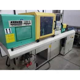 INJETORA ARBURG MOD 220S - 15 Toneladas Imagem