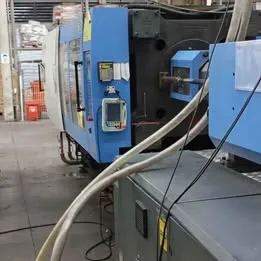 Injetora de plástico Haitian 470T - Saturno