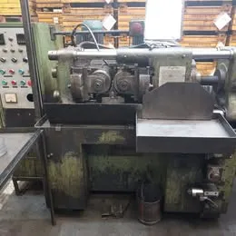 Laminadora de rosca Cavour TL 30
