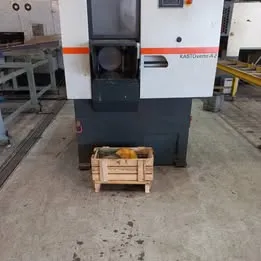 Máquina de Corte de Fita Reto Kasto corte perfis tubos Imagem