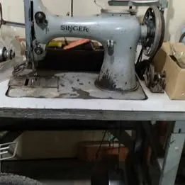 Maquina de costura singer k6