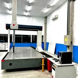 MÁQUINA DE MEDIÇÃO TRIDIMENSIONAL COORD3 KRONOS NT CNC Imagem