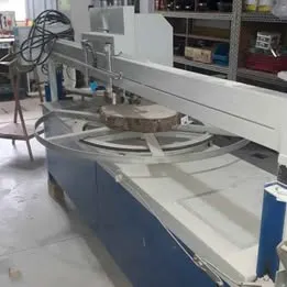 Maquina de plainar bolacha de madeira Imagem