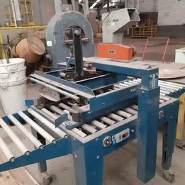 Maquina fechamento de caixas fita adesiva cyklop