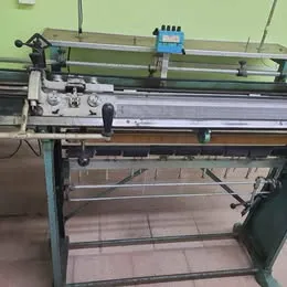 Maquina finura 7 marca Berti - 1 mt motorizada Imagem