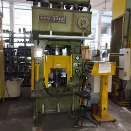 Prensa Hidraulica 300 ton IC 330