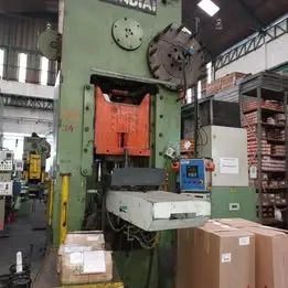 Prensa Mecânica 200 ton Jundiai com alimentador