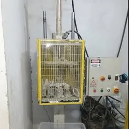 Prensa pequena hidráulica NR12