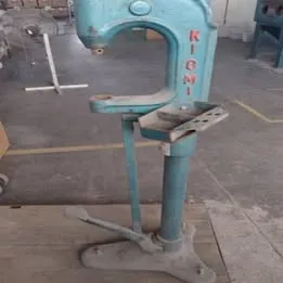 Rebitadeira manual Kiomi