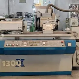 Retifica Cilindrica Jones & Schipman - l300X Imagem