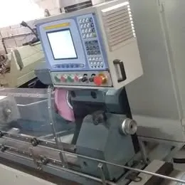 Retifica cilíndrica Sulmecanica - 750mm curso longitudinal x 300 mm de diâmetro Imagem