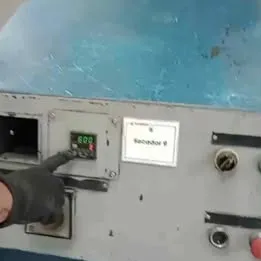 Secador de granulado para injeção Battenfeld