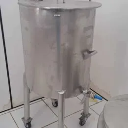 Tanque inox 100 litros com misturador