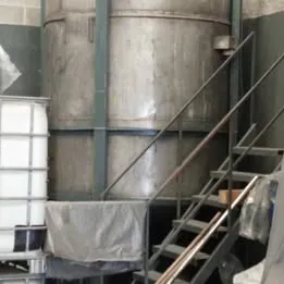 Tanque Misturador, bancada com escada, Inox, 4000 litros, motor 1HP