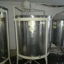 Tanque Reservatorio de 1300 Litros em Aço Inox