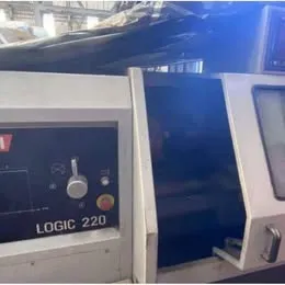 Torno CNC Nardini Logic 220