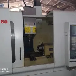Torno CNC Romi Discovery 760 - 2006