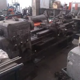 Torno mecanico 2000 mm de barramento Imagem