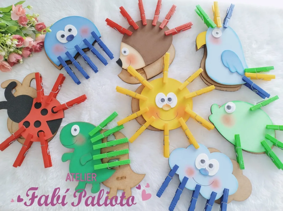 G1.874  Gabarito de Moldes em MDF Coleção coloque o grampo