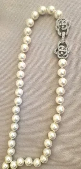Colar Pérolas Chanel fecho camélia  - Foto 2