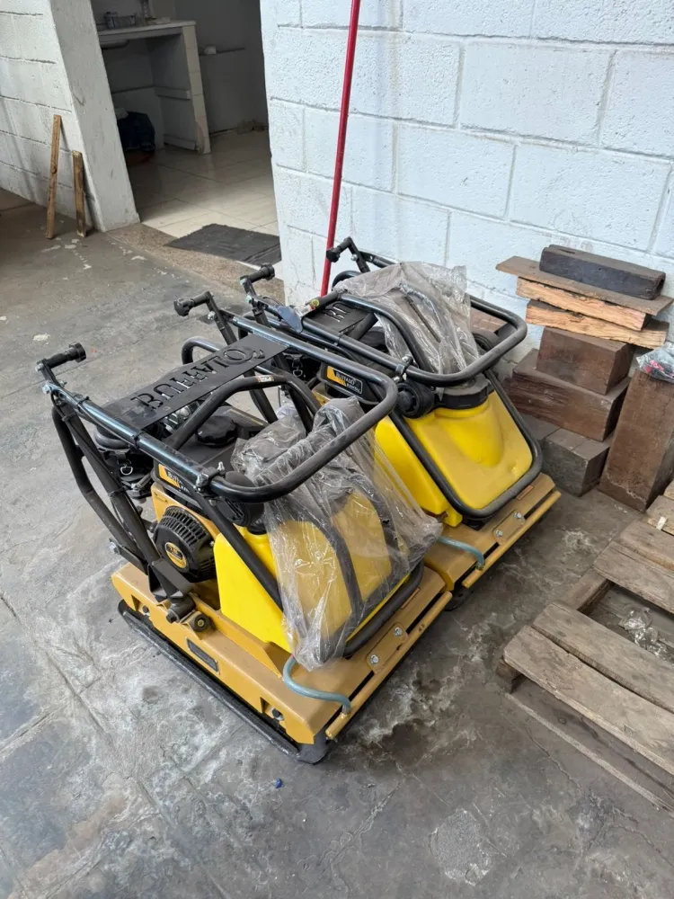 Conjunto 2 Placas vibratórias BFG 100 - Motobomba - Motogerador