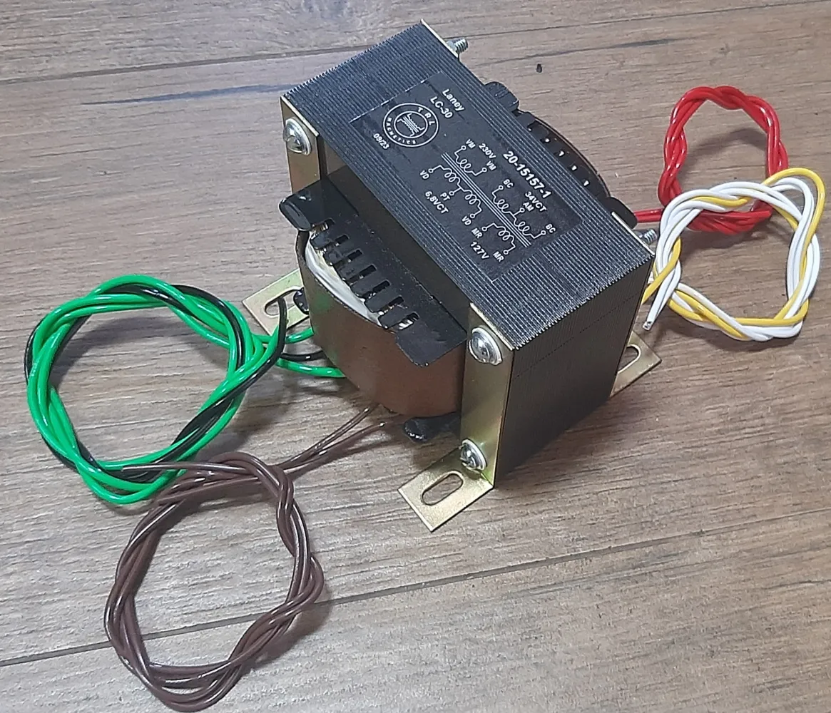 LC30 | PWR |  Versão TRL | Bivolt | Leia a descrição  Imagem