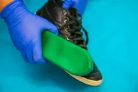 Escova Manual Limpeza Profissional para Lavanderia Super Macia verde Copetec limpa couro — imagem 6