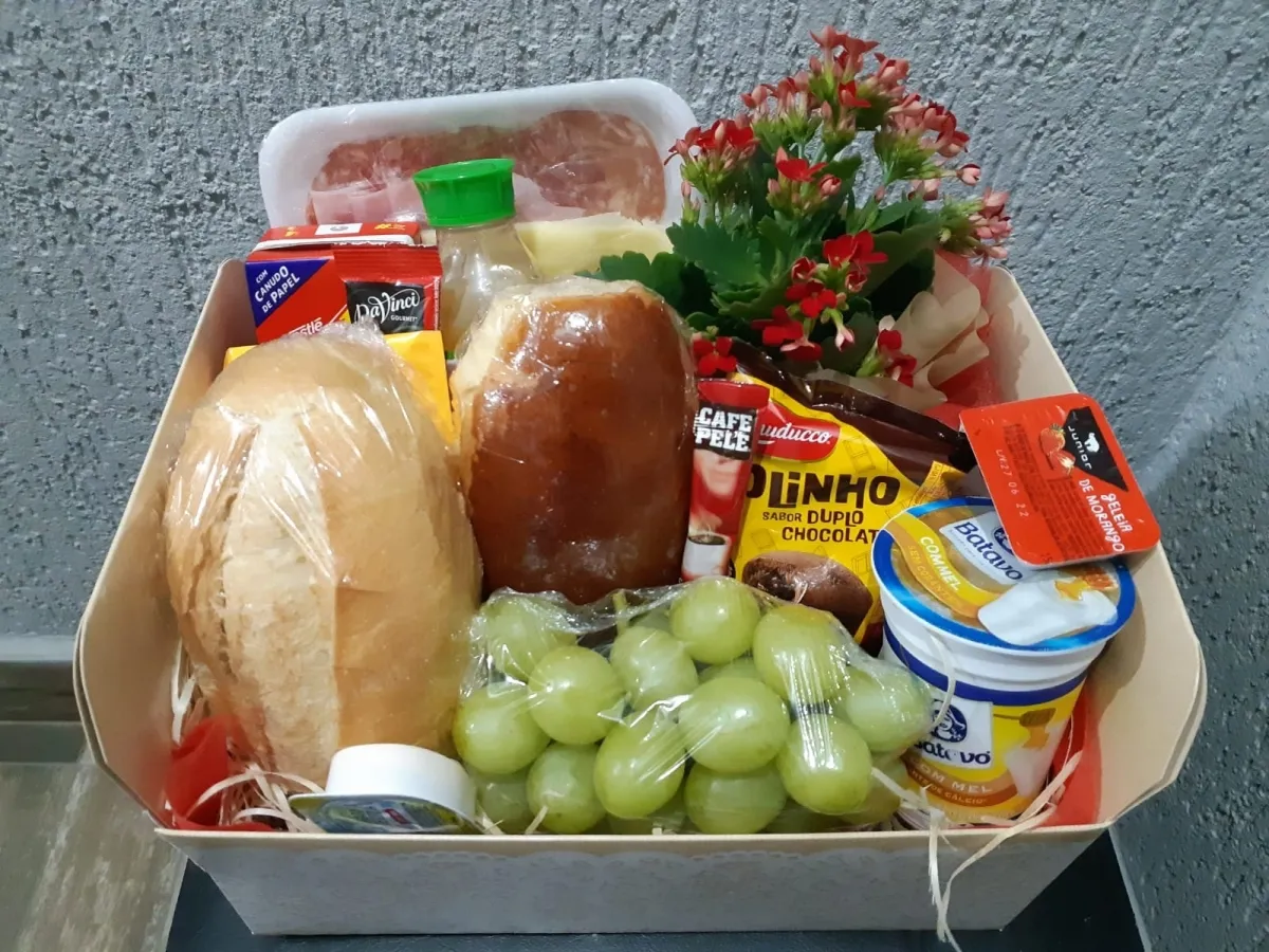 Cesta de Café da Manhã Sorrisão