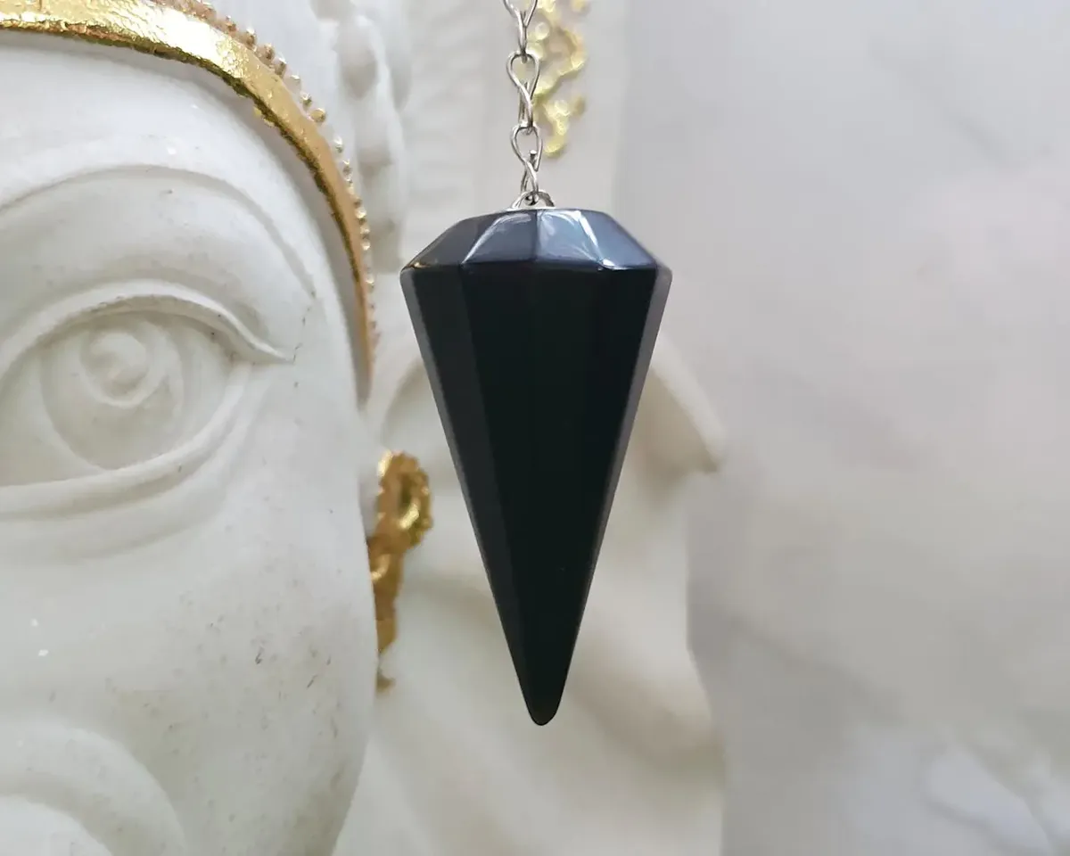 Pêndulo de Obsidiana Negra