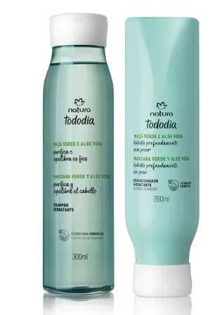Kit shampoo e condicionador Hidratante Maça Verde e Aloe Vera.