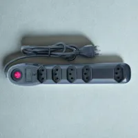 Filtro De Linha De 5 Tomadas Filtro De Linha 5 Tomadas Cor Preto Comprimento Do Cabo De 100cm 110v/220v - Foto 2