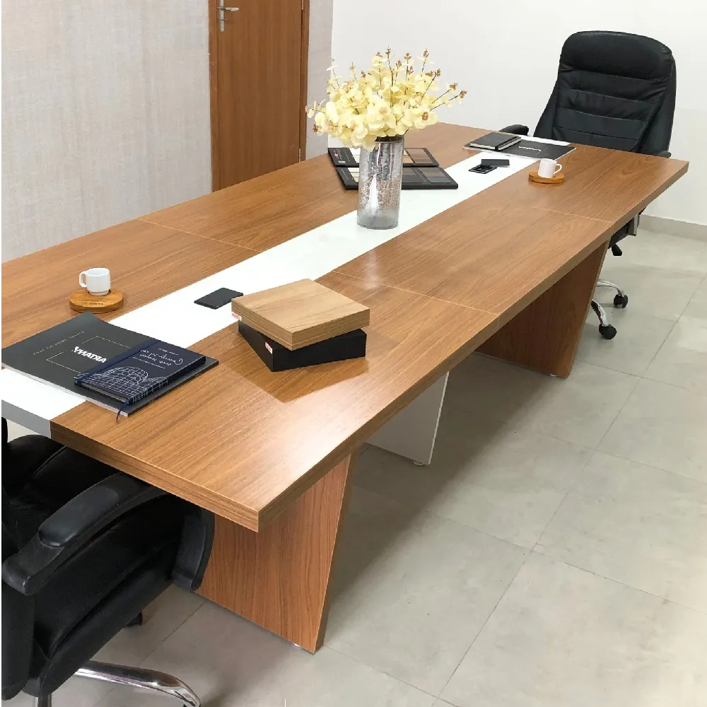 Mesa de Reunião Retangular 2600 Modular com Caixa de Tomadas Tamburato 37mm Y37