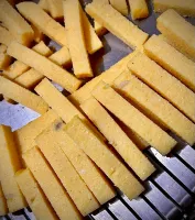   BID2020/144 - kit 2 Cortador de Barrinhas Bandeja Dentada + Lâmina p/ tapioca, chocolate, brownie, bolos, barrinhas de cereais... - Foto 2