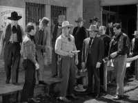 Embusteiros Enganados - Foto 4