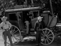 Embusteiros Enganados - Foto 5