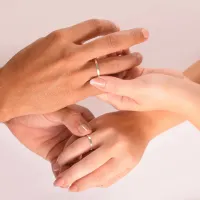 Combo Par de alianças plano  + Anel aparador - CAPE460 - Foto 2