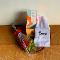 Box Natura Amor Presente: um gesto inesquecível com rosa vermelha, sabonetes Natura e toque personalizado