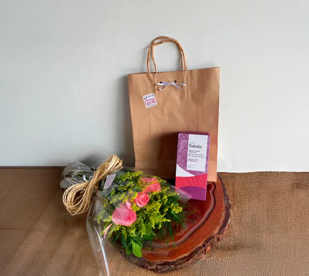 Combo Natura Encanto de Rosas: delicadeza e cuidado em um presente exclusivo