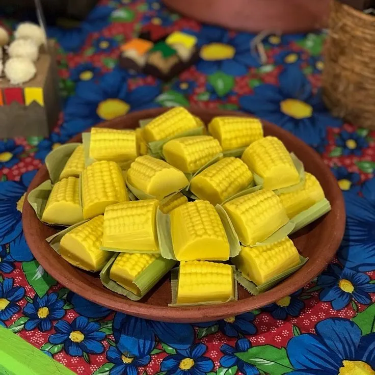 Trufa em Formato de Milho Recheada Imagem