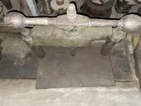 Prensa de Parafuso Antiga - Foto 2