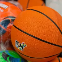 Bola De Basquete Basketball Tamanho Padrão Ótima Qualidade - Foto 3
