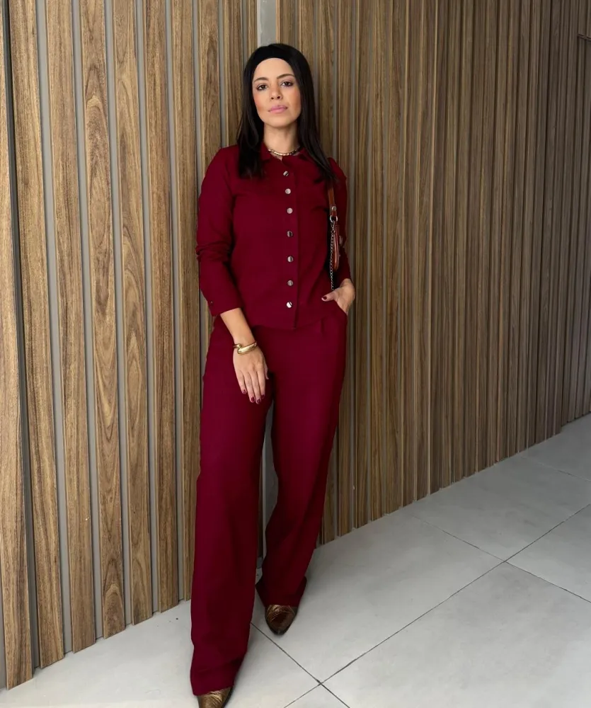 CONJUNTO LINHO CAMISA + CALÇA - BORDÔ M Imagem