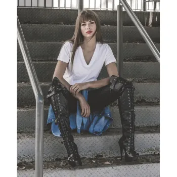 Bota Over the Knee Sofia Preta com Numeração Especial em Promoção - Foto 2