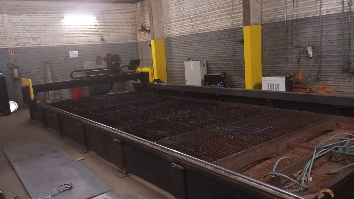 Maquina corte Plasma 125 w - 2400 x 6000 mm Imagem