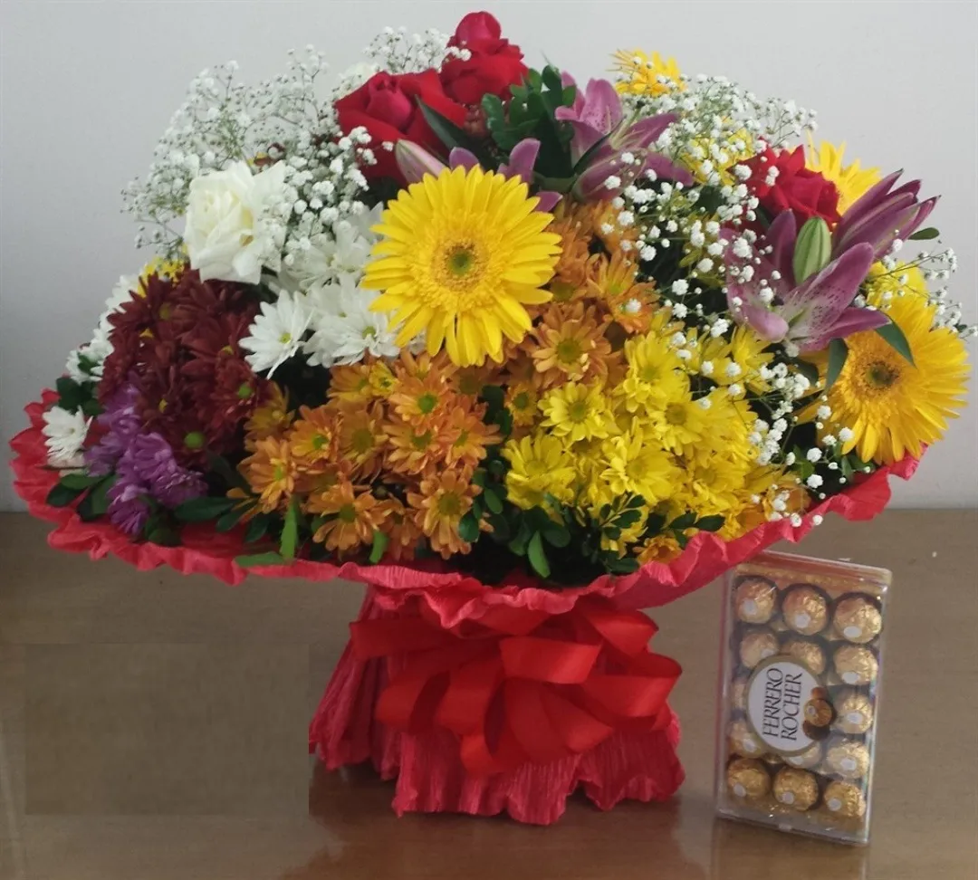 Buquê Flores do Campo + Ferrero Rocher