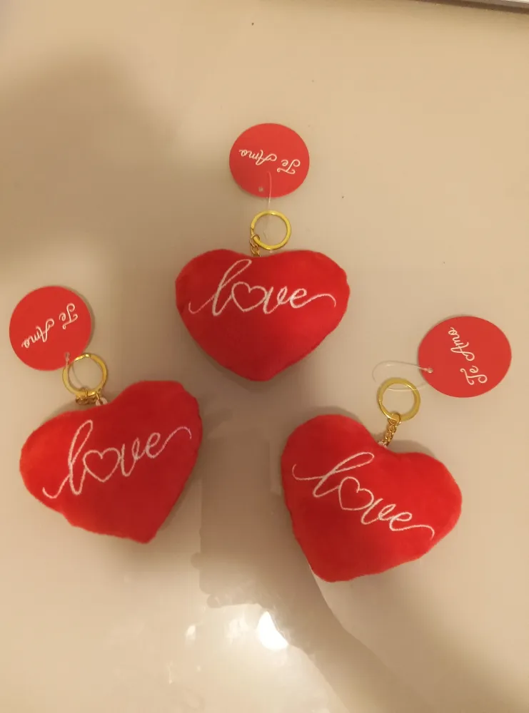 Chaveiro em pelúcia de coração  Love - Unidade Imagem