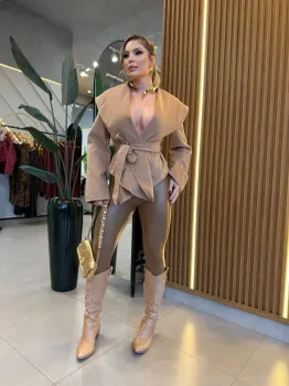 CALÇA BIANCA COURO PU CARAMELO