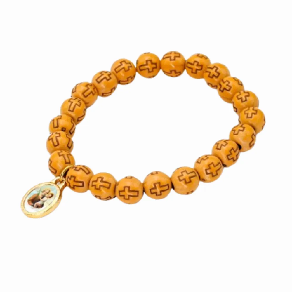 Pulseira São José conta com cruz amarela