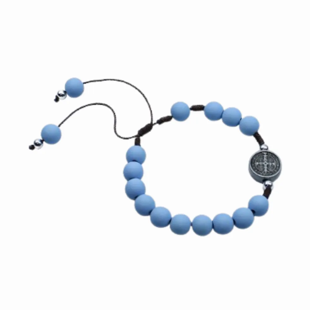 Pulseira de São Bento com conta azul emborrachada