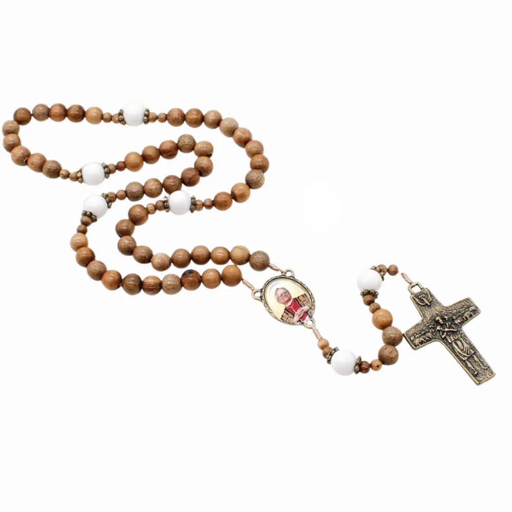 Terço Papa Leão com Pai Nosso em resina Branca Imagem